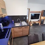 Apartma Auriga Apartment *