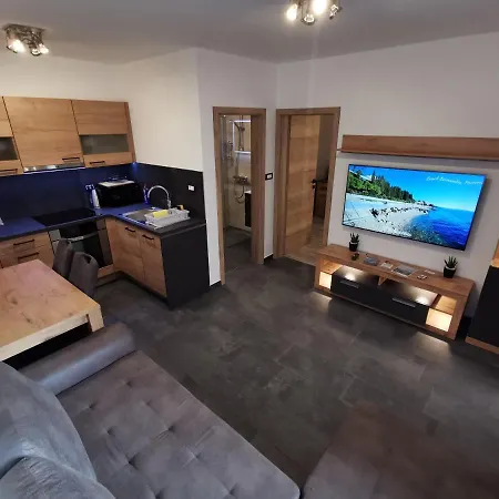 Apartma Auriga Апартаменты *