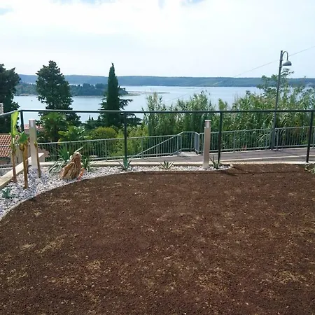 Apartma Auriga *