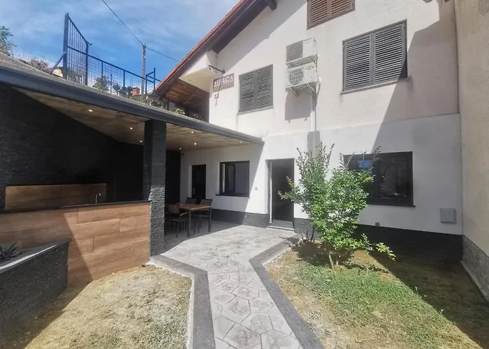 御夫座公寓 公寓