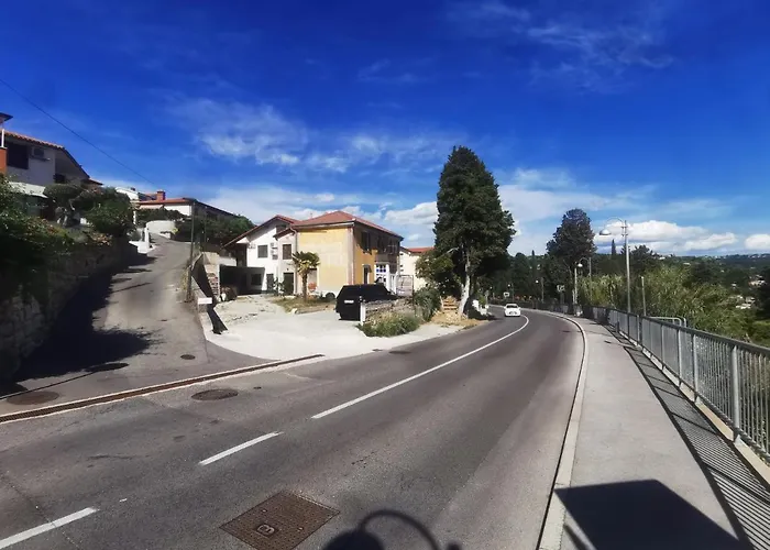 御夫座公寓 公寓